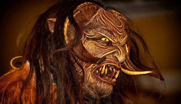 Sfilata dei Krampus a Pozza di Fassa