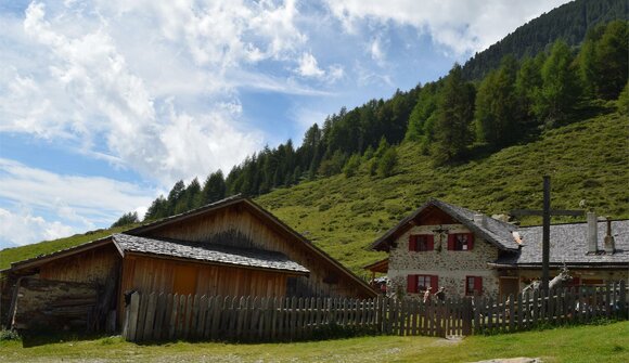 Feast at the Kortscher Alm