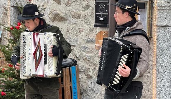 Music at the Christmas Market