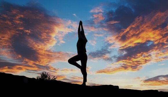 Yoga con vista sulle Dolomiti di Brenta