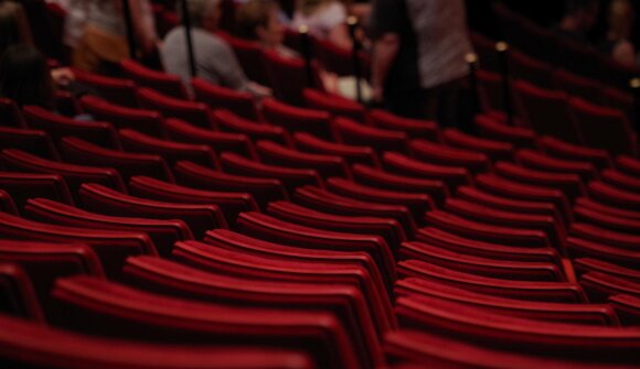 Teatro "Una casa di matti"