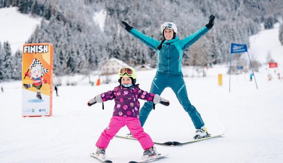 Corso di sci alpino per bambini