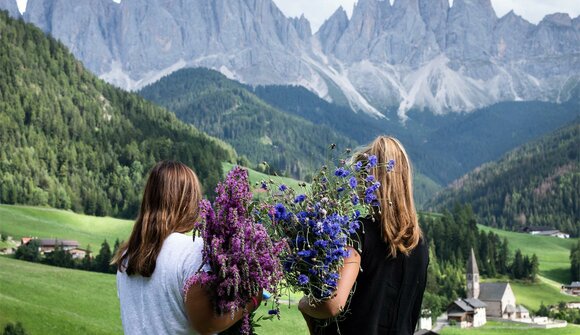 Slow Food Travel - Blüten & Berge