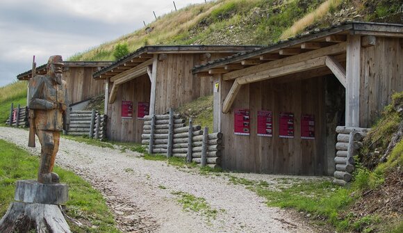 Wanderung & Führung: Forte Busa Granda