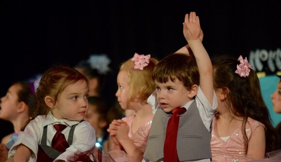 Baby Dance in Chiesa