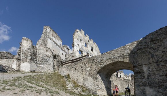 Visita guidata: rovina di Montechiaro