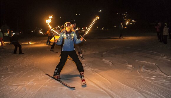 End of the year's torchlight descent