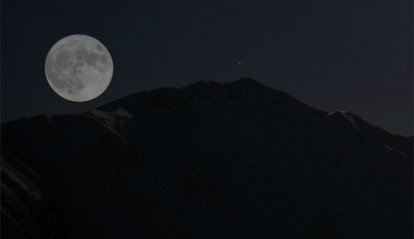 Full moon lantern hike in Braies