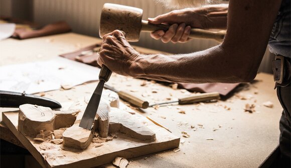 Wood carving course