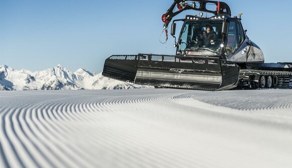 Schneekatzenführung in Vals