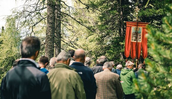 Prozesciun - Pellegrinaggio del turista