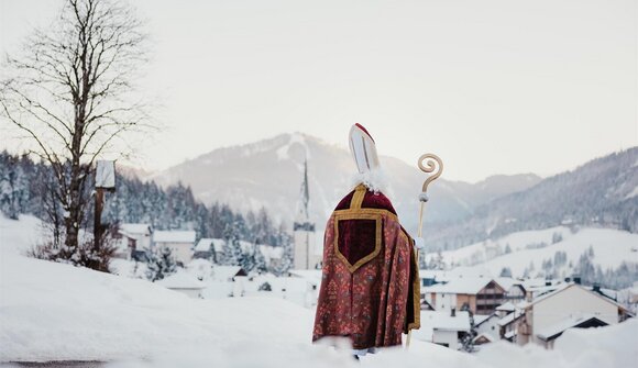 Besuch des Hl. Nikolaus in Colfosco