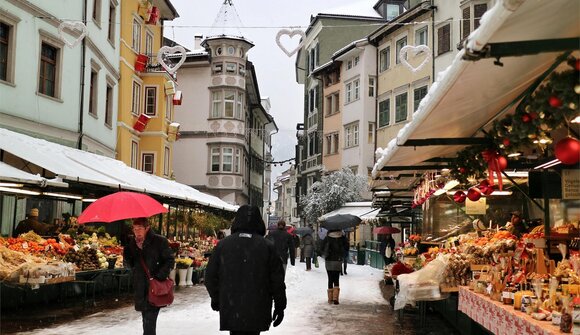 Musikalische Umrahmung – Obstmarkt