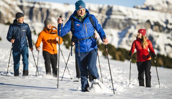 Snowshoe hike - Resciesa