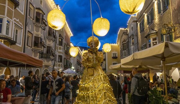 Festa sotto le lanterne