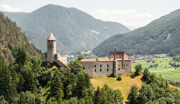 Medieval games at Reifenstein Castle