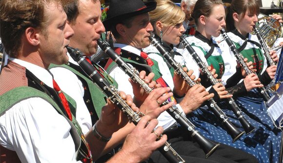 Auguri di Buon Anno - banda musicale