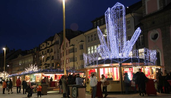 Mercatino di Natale in Via Maria T.