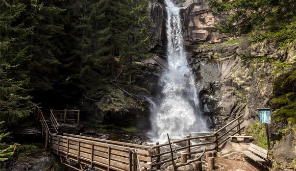 Hiking tour: waterfall of Barbiano