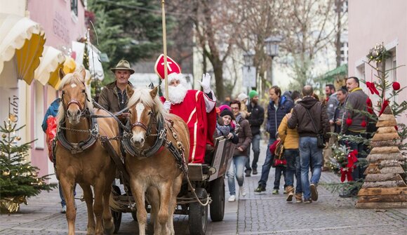 St. Nicholas Parade in San Michele