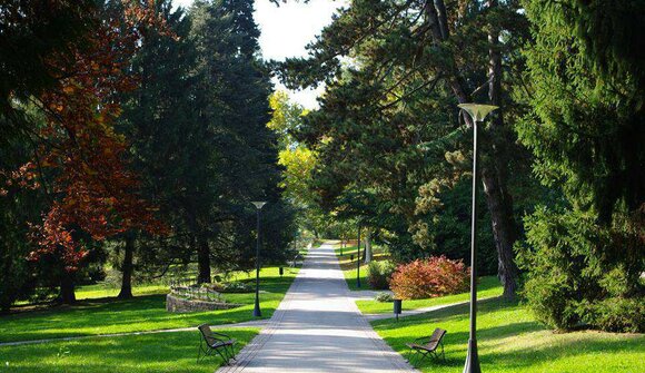 Führung durch den Kurpark von Levico