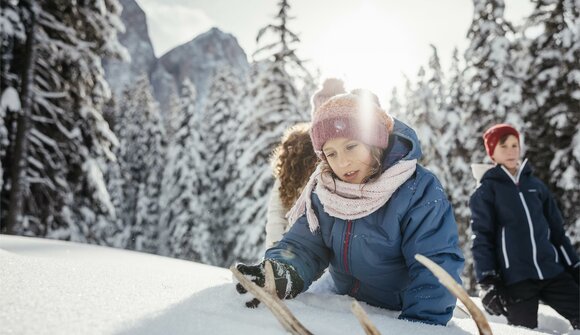 Spurensuche im Schnee