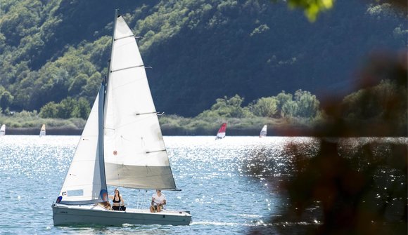 Regata velica al lago di Caldaro