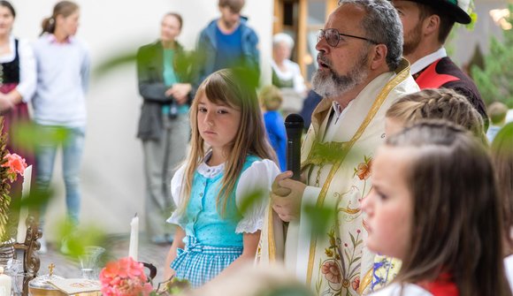 Festive Mass in Madonna di Senales