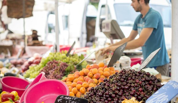 Kleiner Wochenmarkt in Meran